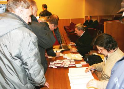 �����������: � ������ - ������� ��������� RO1B