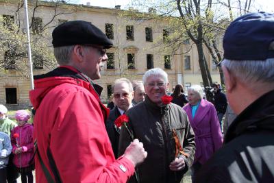 ����� ��� � � ������