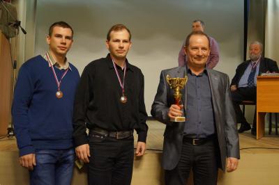 UB1AGG, UB1AGE, R1AAF